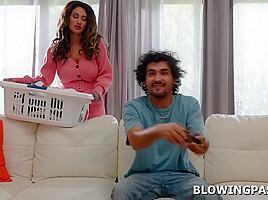 Stepmom motivating lazy stepson by giving sloppy blowjob