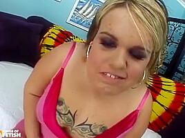 Midget With Tattoos Squirts While A Dude Pumps Deep Her Shaved Pussy