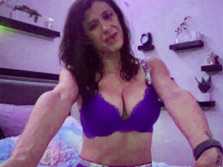 Amateur Webcam Chick Masturbates On Webcam More at