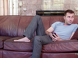 Sara Luv & James Deen in A Favor For Stepsis – Tiny 4K